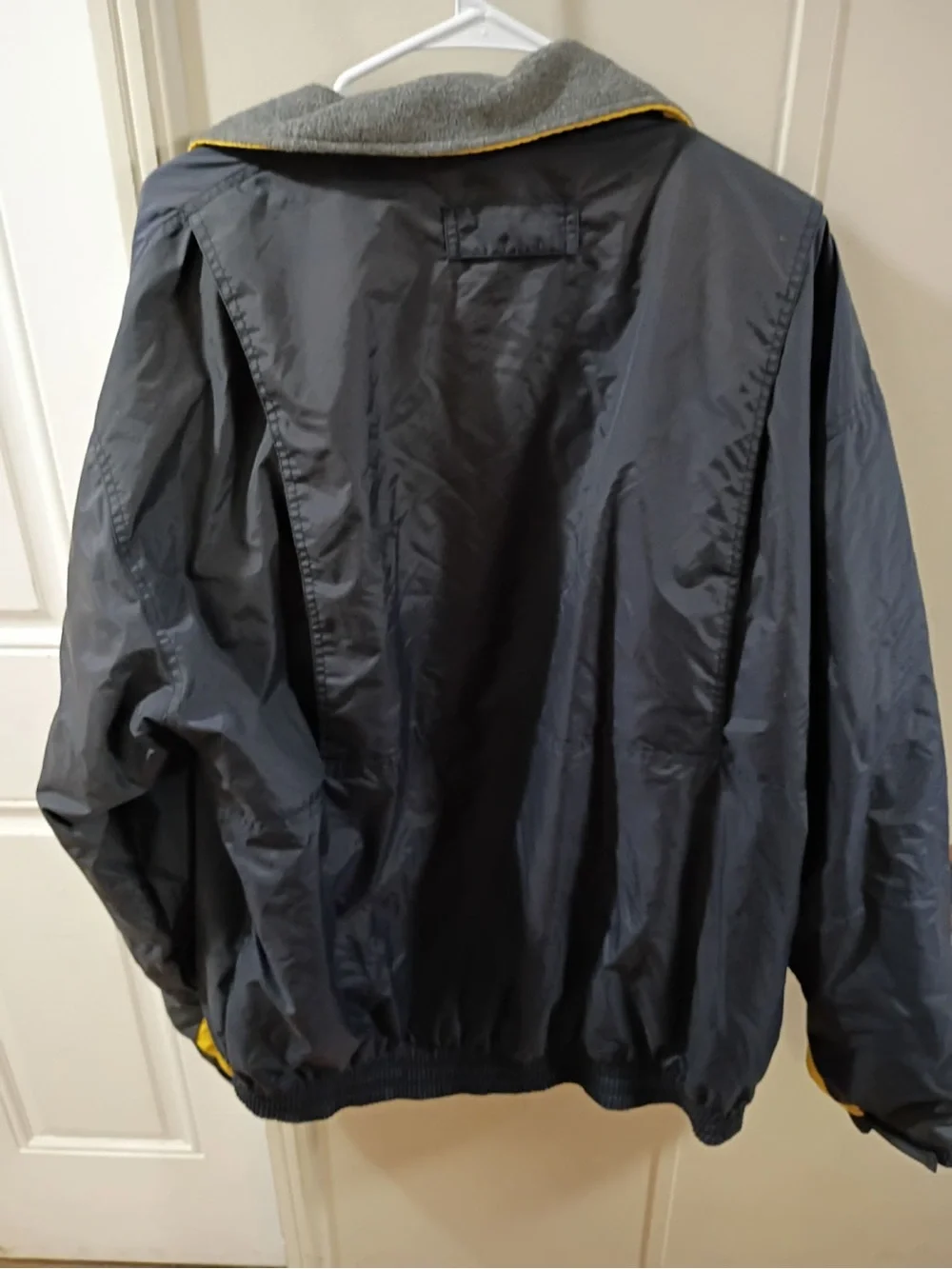 Vintage RedHead Men's Navy Blue and Yellow Windbreaker Jacket